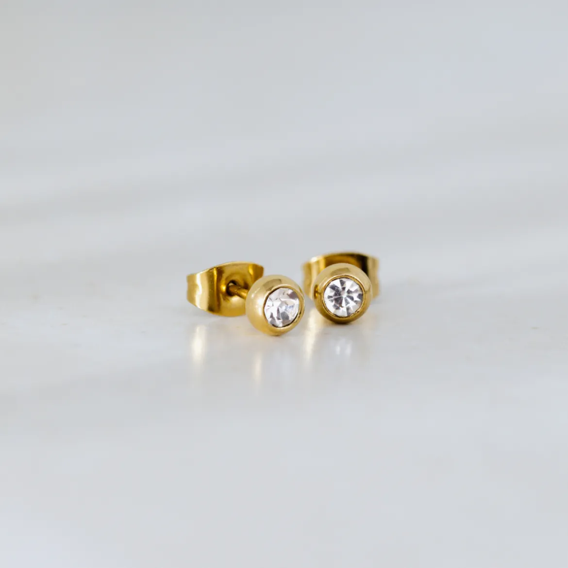 Bezel Bling Studs Gold