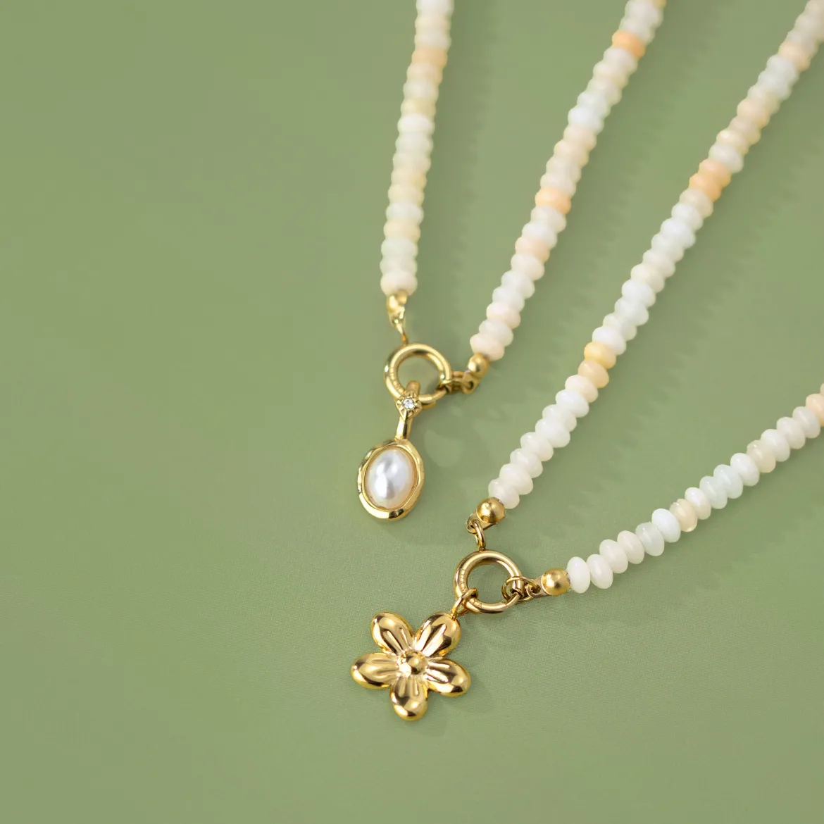 Blushstone Charm Necklace Gold