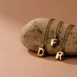 Bubble Letter Necklace Silber - A