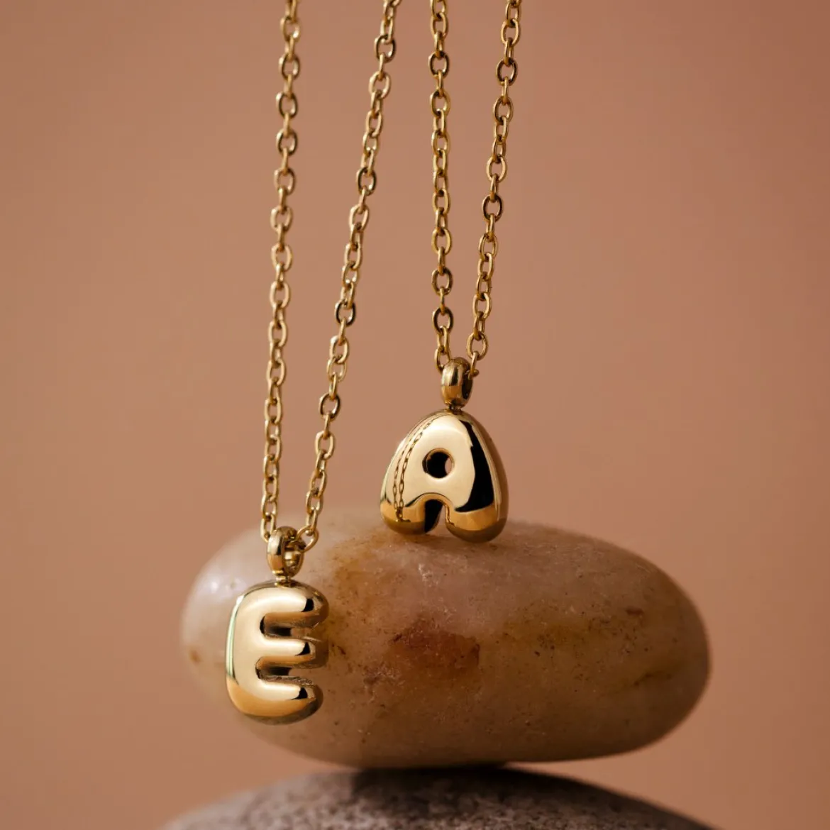 Bubble Letter Necklace Silber - A