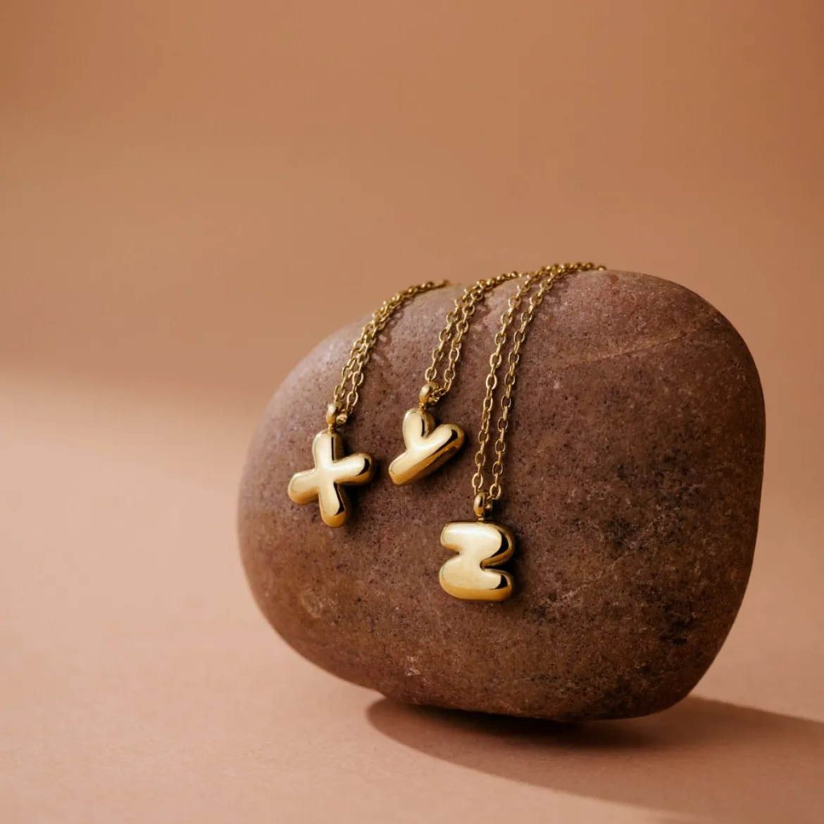 Bubble Letter Necklace Silber - A