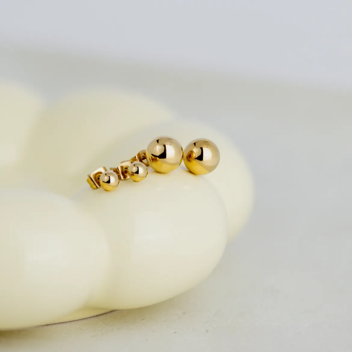Bubbly Studs Medium Silber