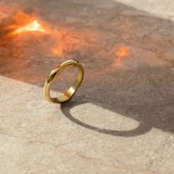 Connys Imperfectly Perfect Ring Gold