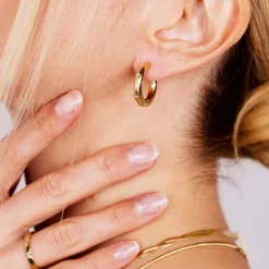 Cute Stargaze Hoops Medium Gold
