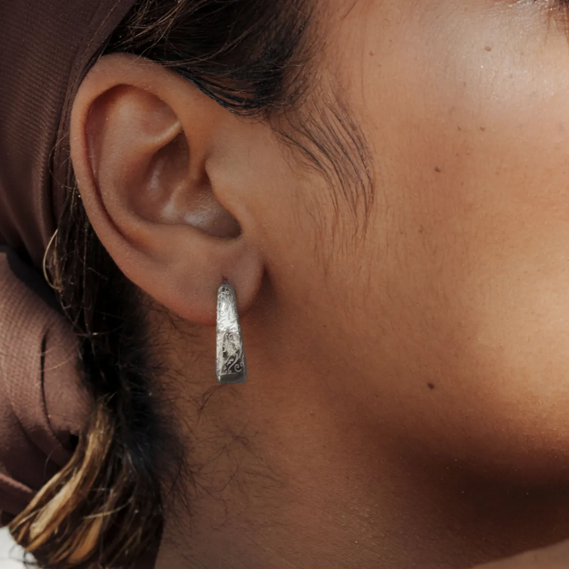 Desert Glow Hoops Silber