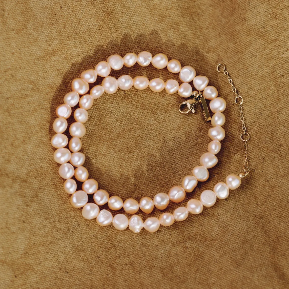 Dusty Rose Perlita Choker Gold