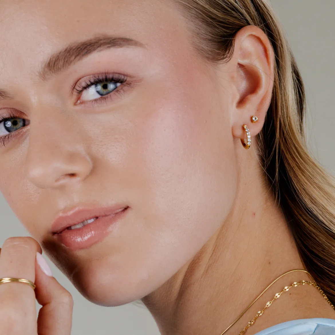 Glimmer Studs Gold