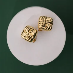 Granny Button Studs Large Silber