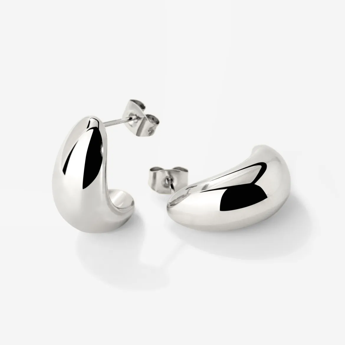 Huggie Studs Silber