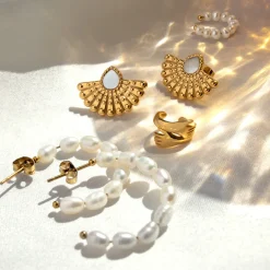 Incredible Leo Stud Earrings Silber