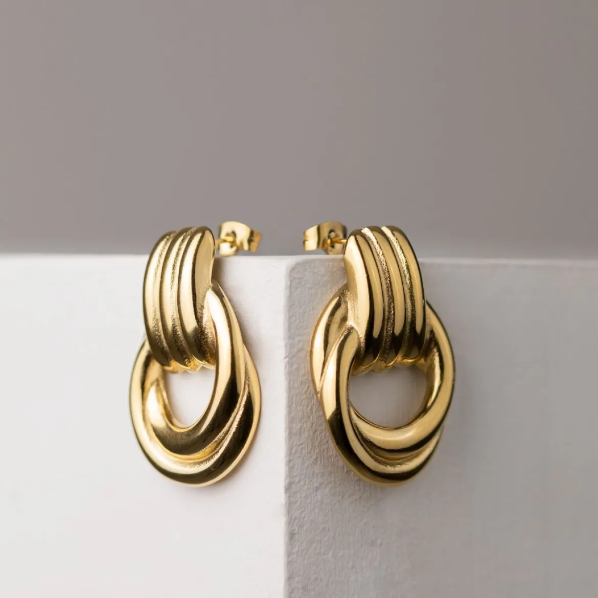 Infinity Loop Hoops Silber