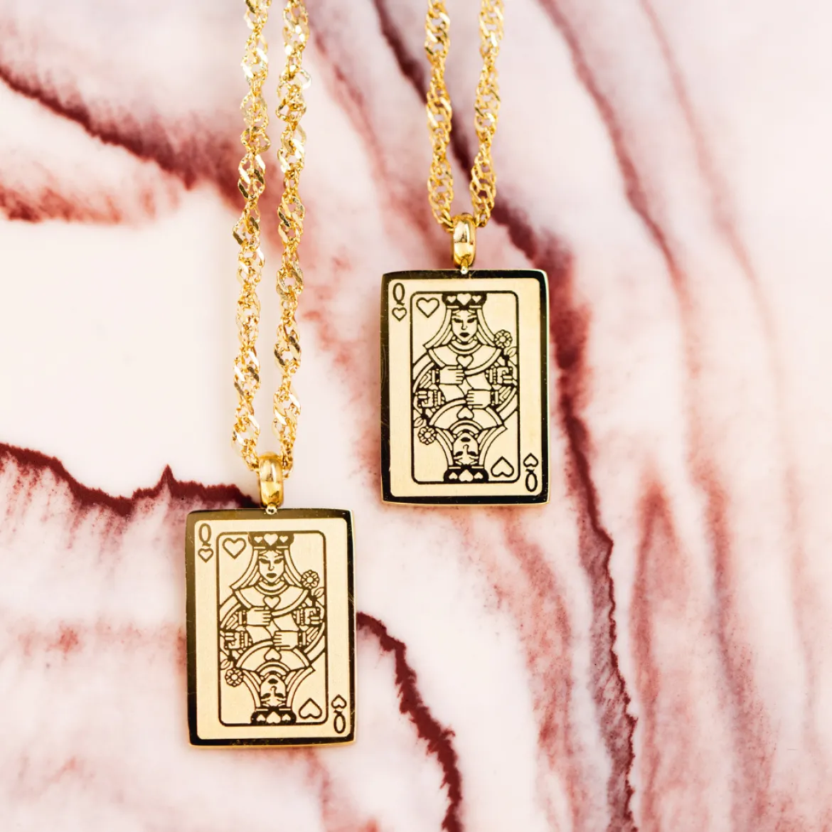 Like a Queen Necklace Gold