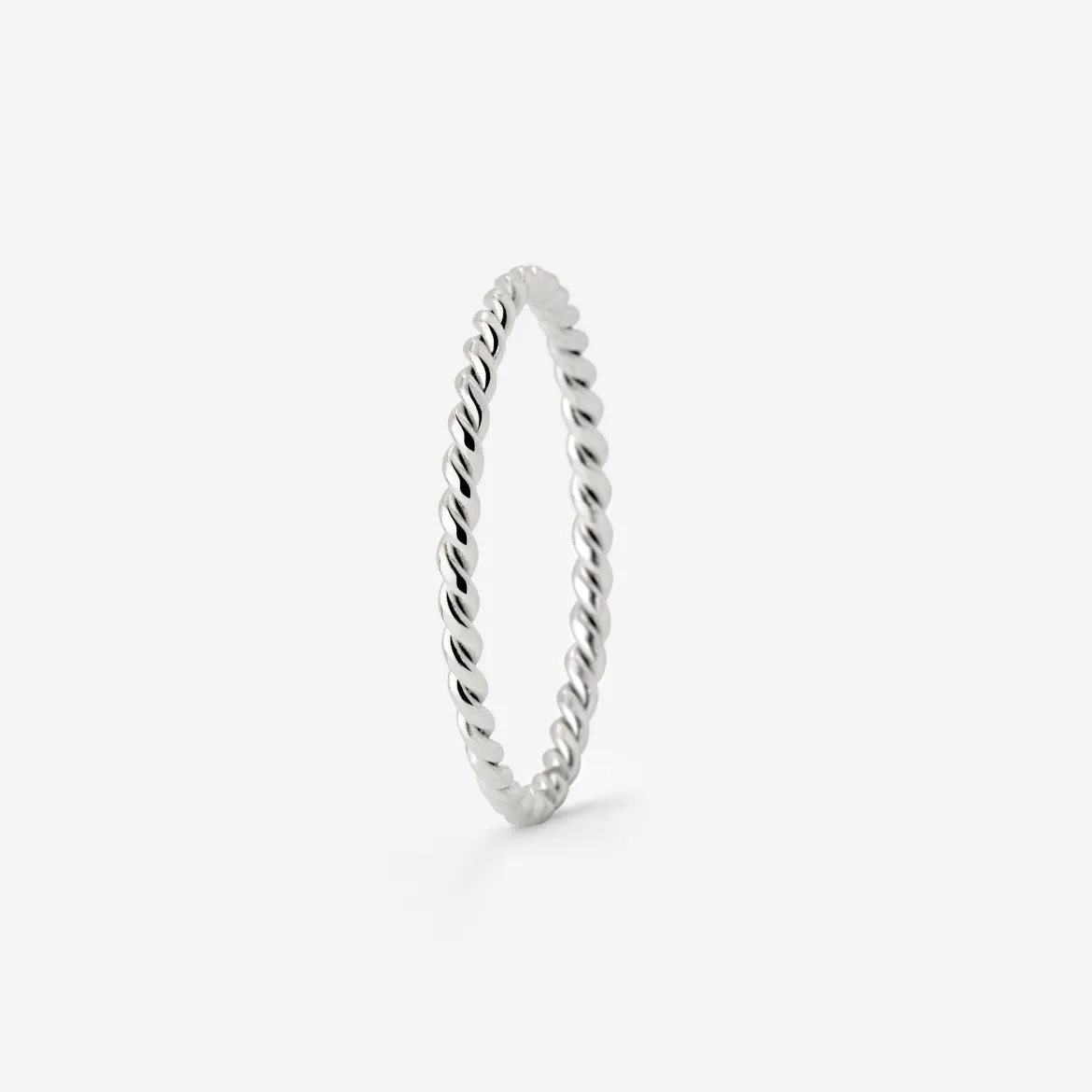 Linda Ring Silber