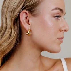 Liquid Shape Studs Gold