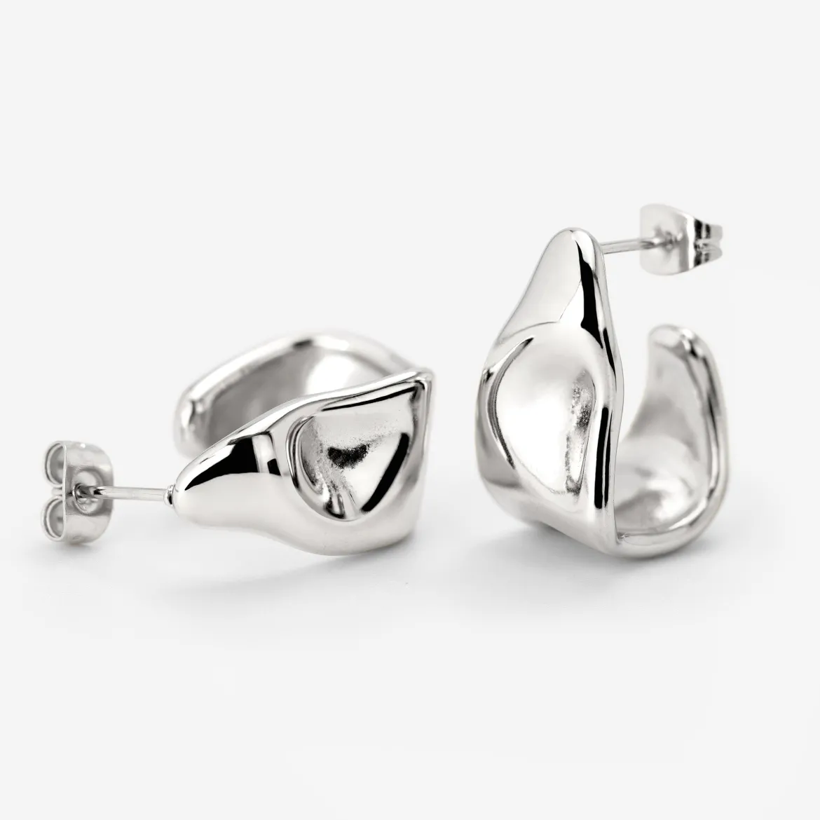 Liquid Shape Studs Silber