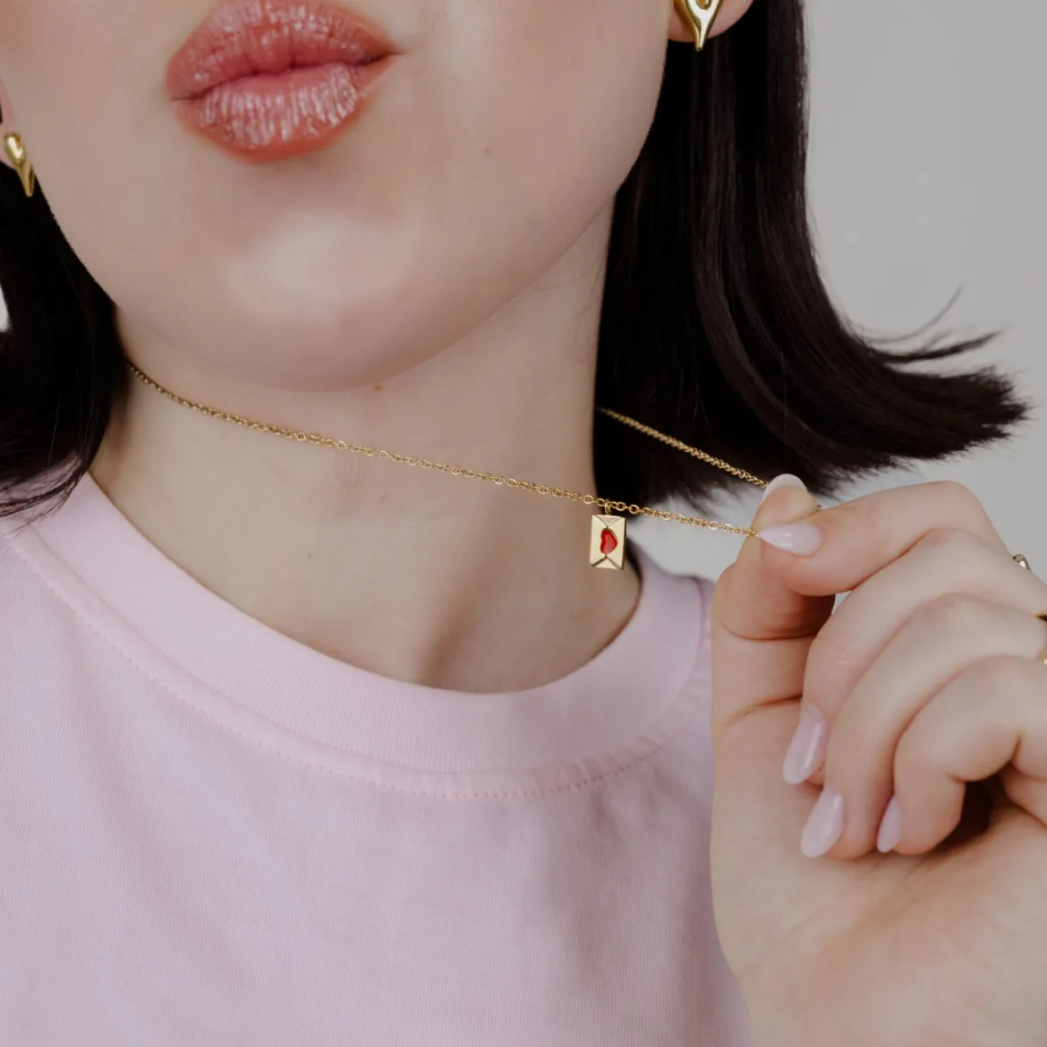 Love Letter Necklace Gold