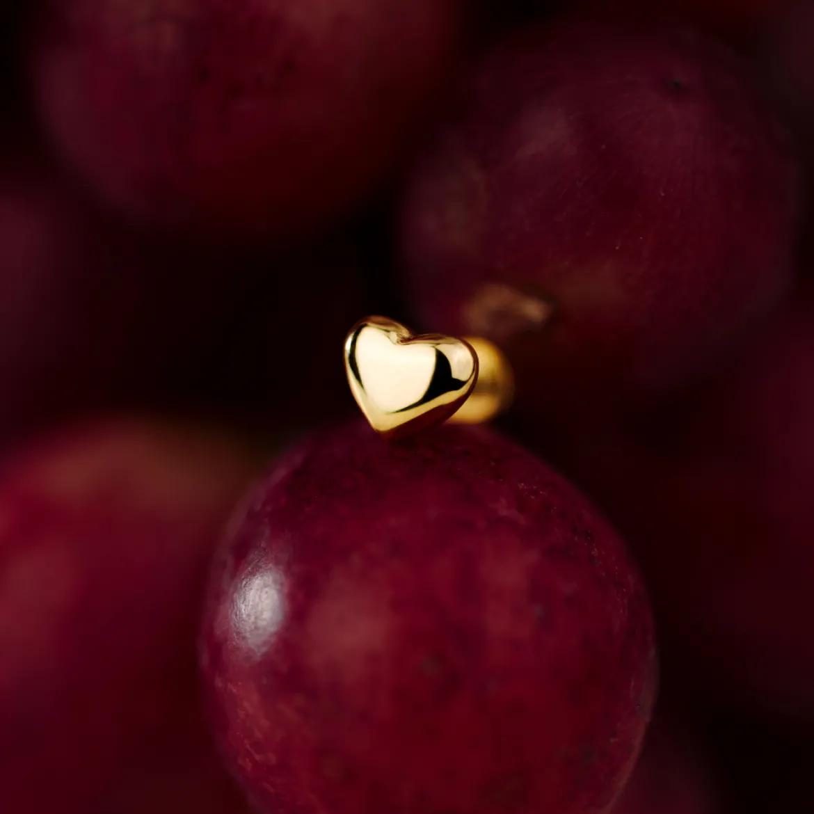 Lovely Heart Piercing Stud Gold