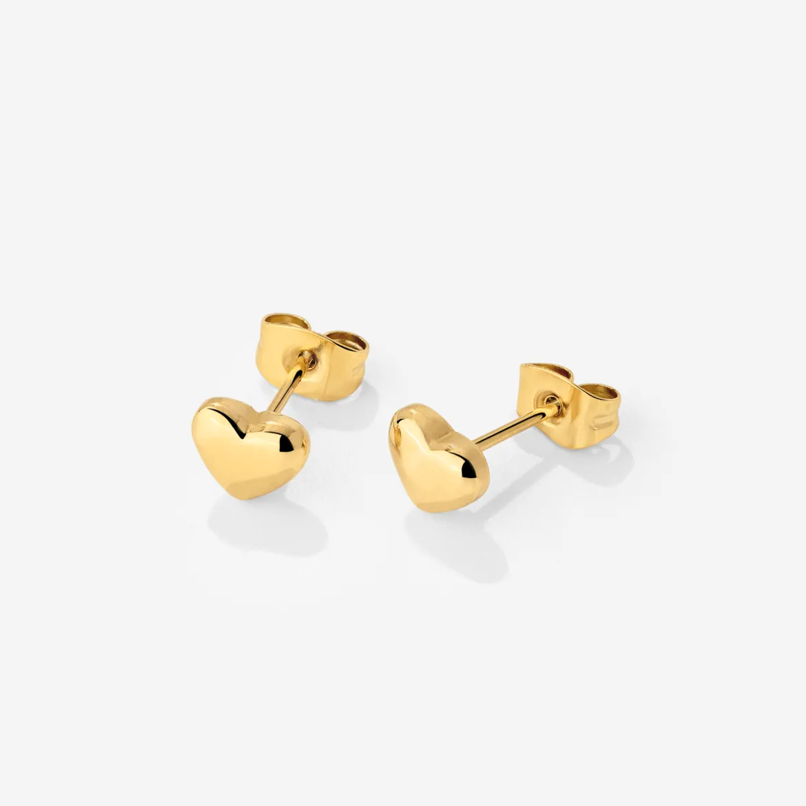 Lovely Heart Studs Gold