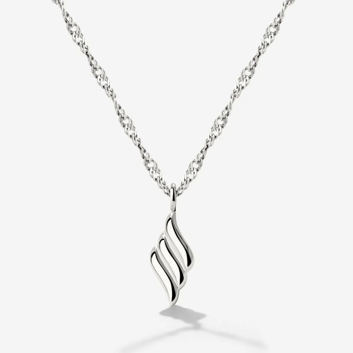 Lustrous Pendant Necklace Silber