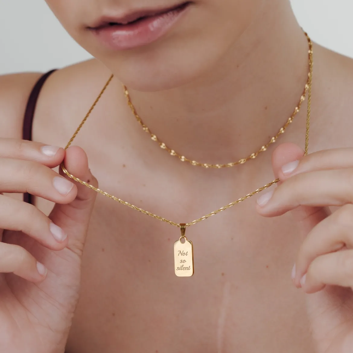 Not so silent Necklace Gold