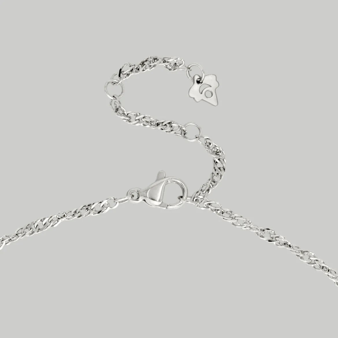 Oval Pendant Necklace Silber