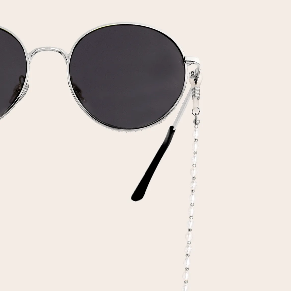 Pearly Sunglasses Chain Silber