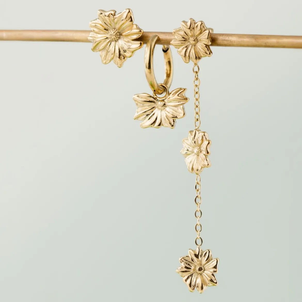 Petal Fall Studs Gold