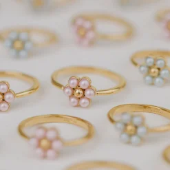 Pretty Pink Daisy Ring Gold