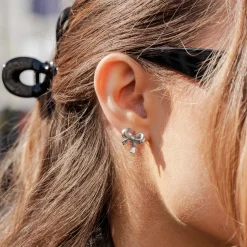 Pretty Ribbon Studs Silber