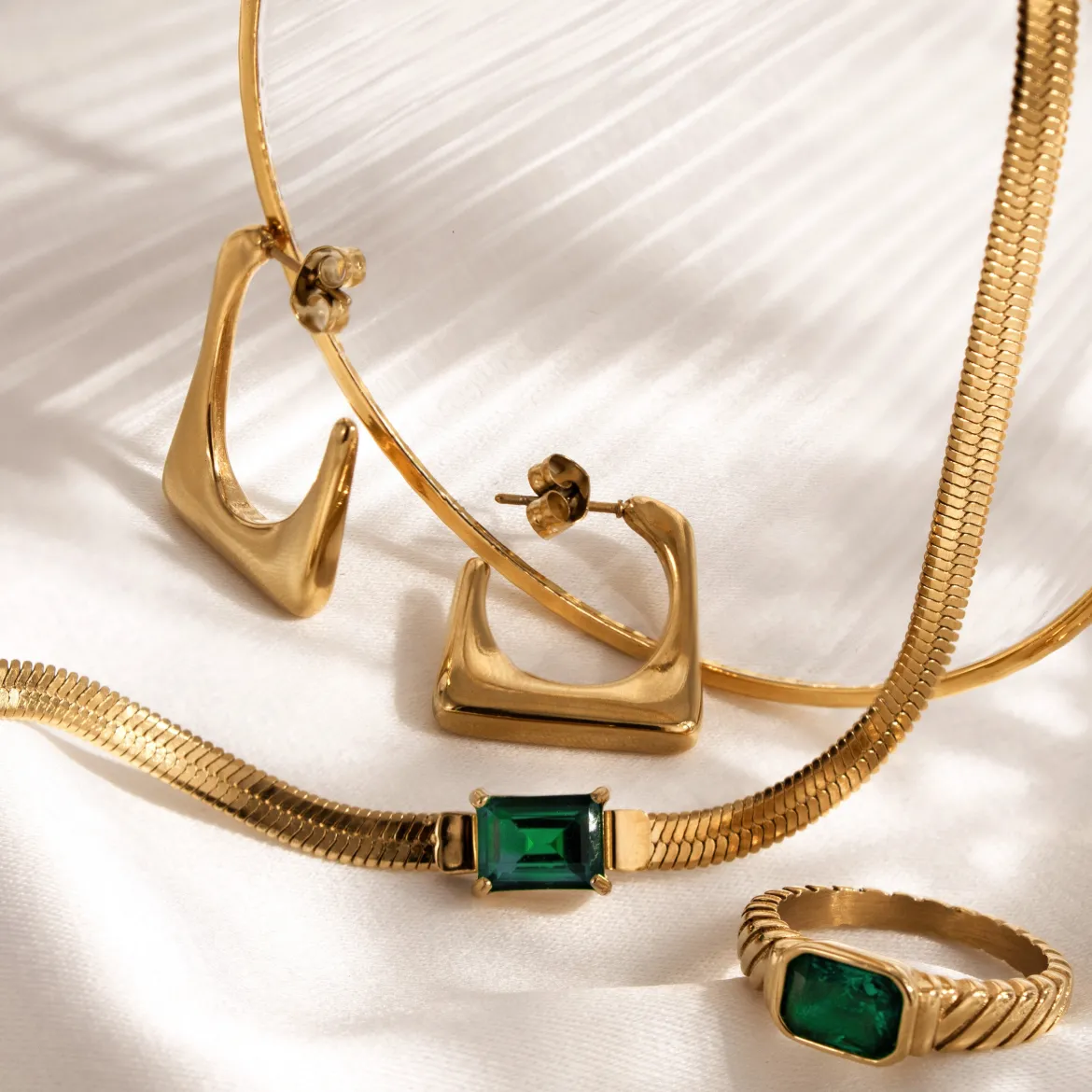 Radiant Emerald Necklace Silber