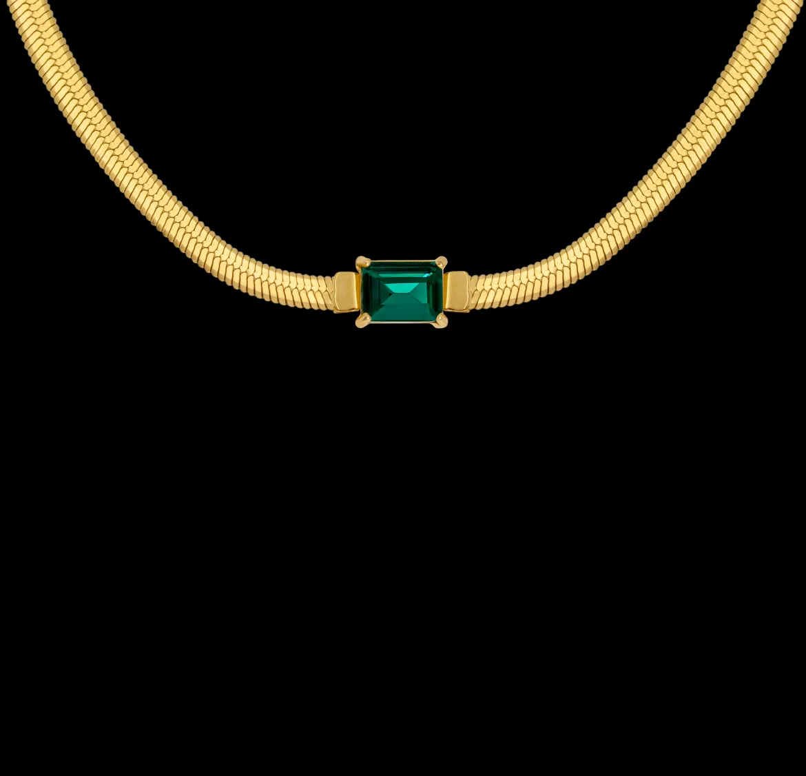 Radiant Emerald Necklace Gold