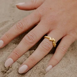 Reef's Whisper Ring Gold