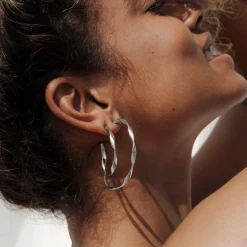 Sahira Hoop Studs Large Silber