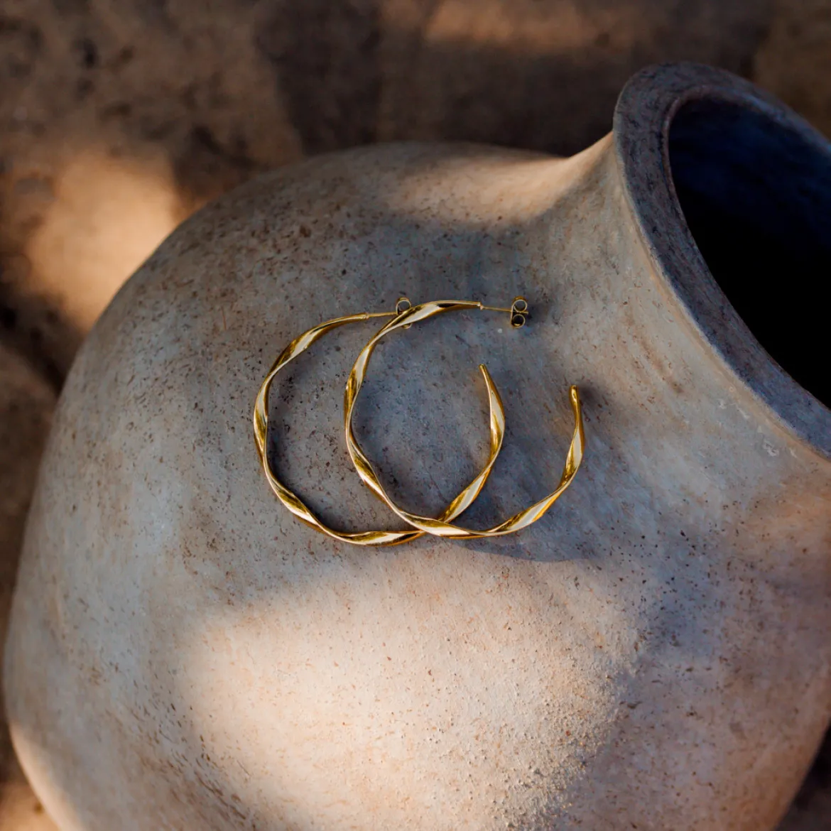Sahira Hoop Studs Large Silber