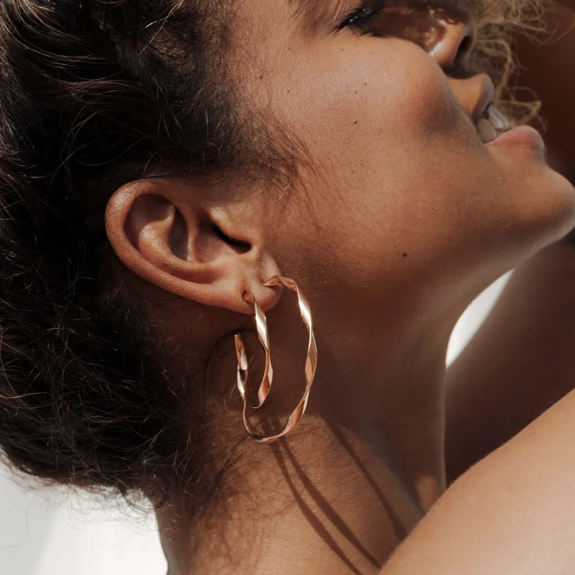 Sahira Hoop Studs Medium Roségold