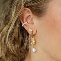 Shiny Anna Stud Earrings Gold