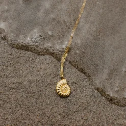 Siren's Spell Necklace Gold