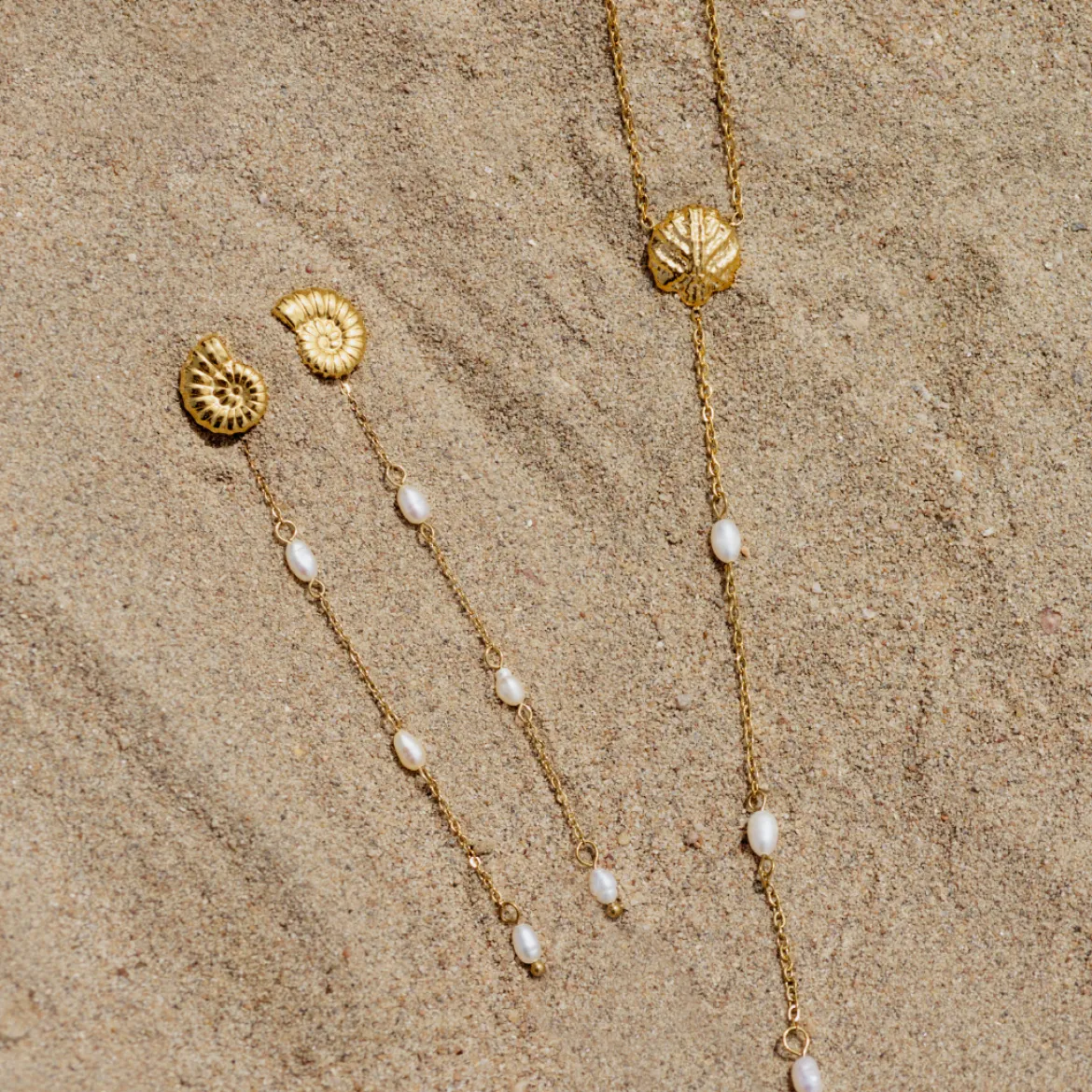 Siren's Spell Pearl Drop Earrings Roségold