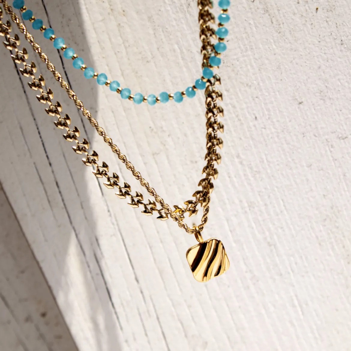 Sounds of the Sea Necklace Gold