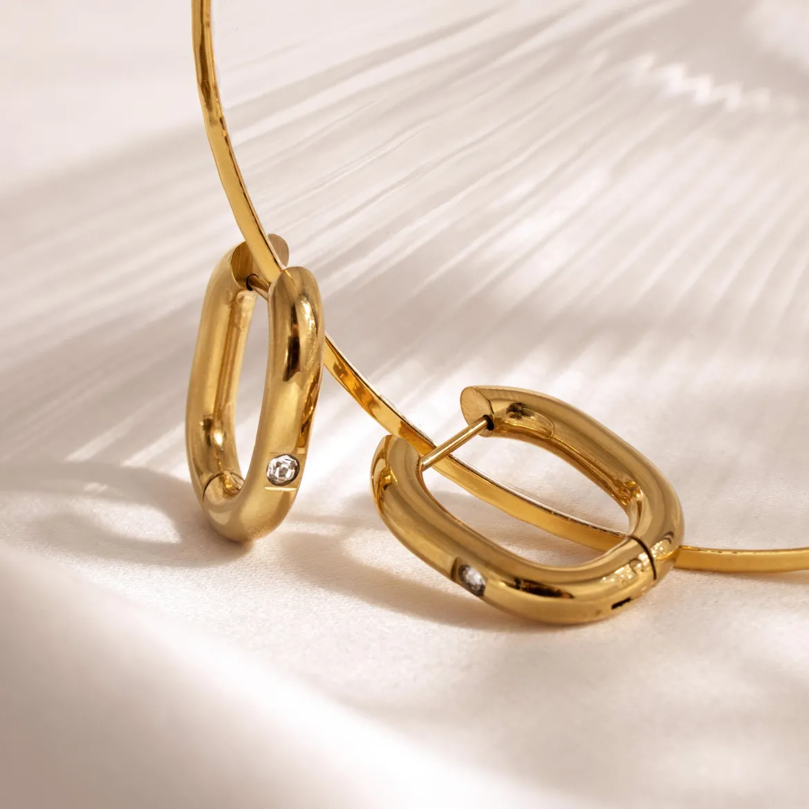Sparkle Oval Hoops Medium Gold