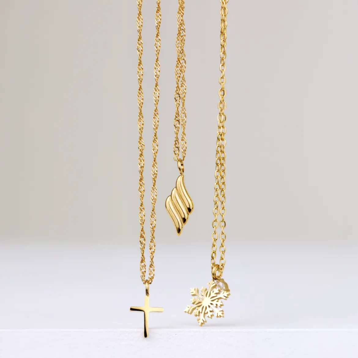 Sparkling Snowflake Necklace Silber