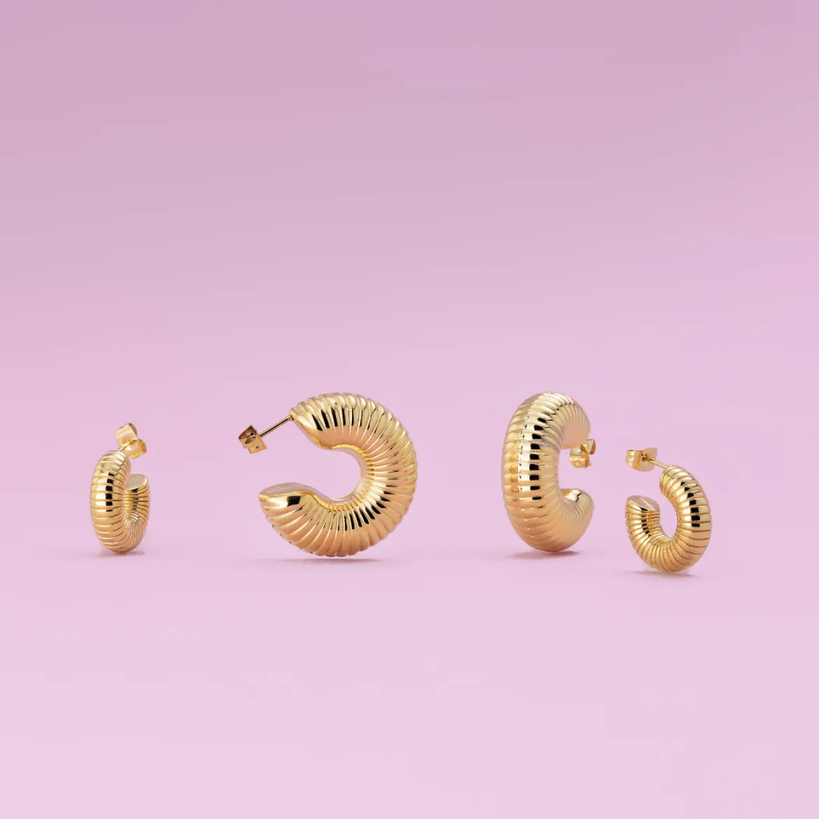 Spiral of Love Hoop Studs Small Silber