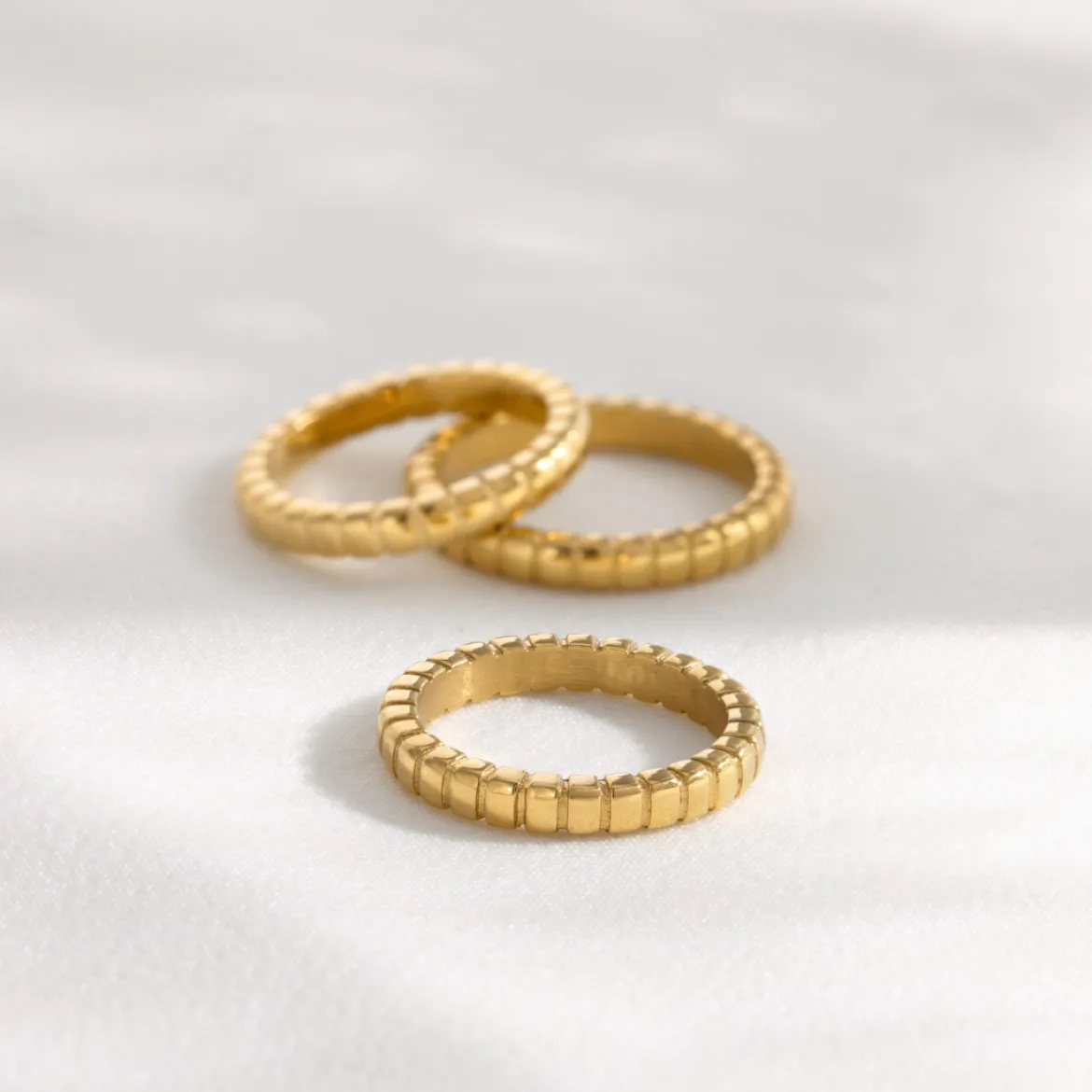 Striped Ring Thin Gold