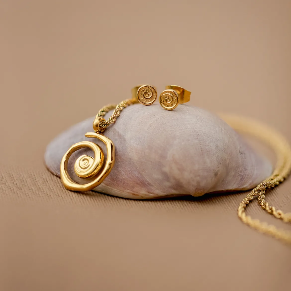 Sweet Swirl Studs Roségold