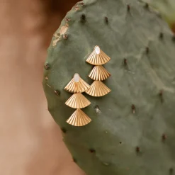 Triple Fan Studs Gold