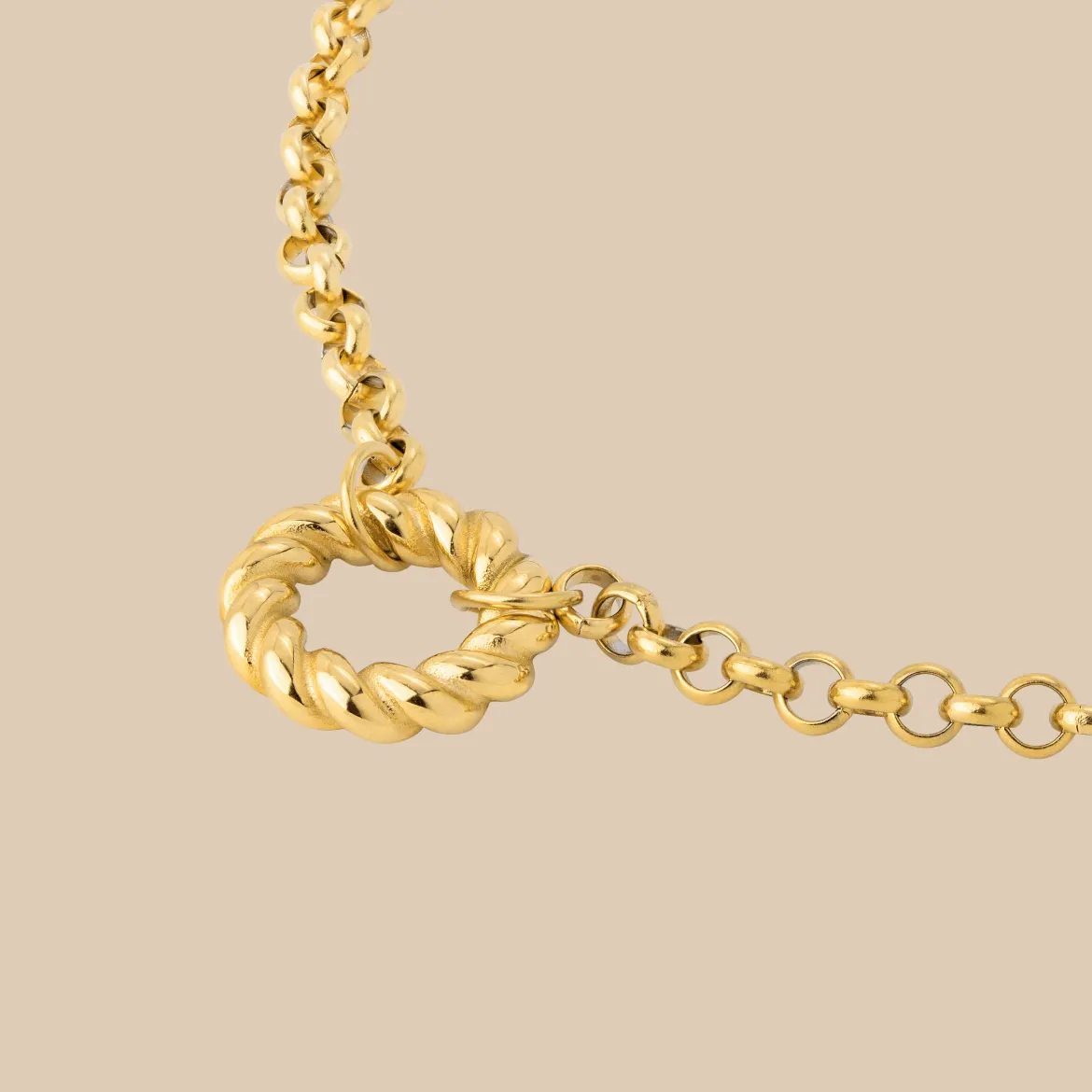 Twisted Donut Necklace Gold