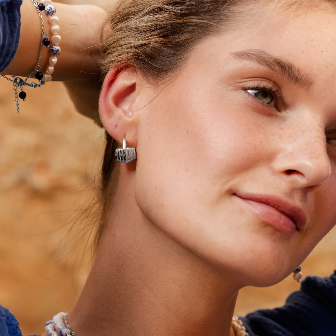 Winding Hoop Studs Silber