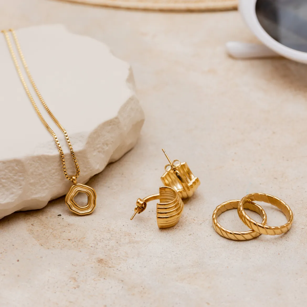 Winding Hoop Studs Silber