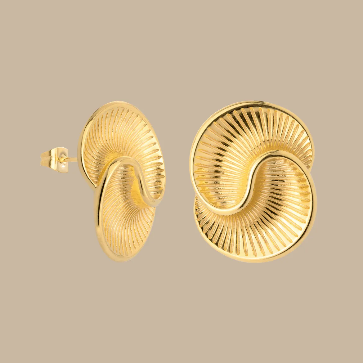 Winding Spiral Studs Gold