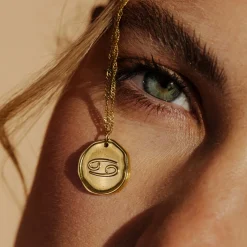 Zodiac Necklace – Cancer / Krebs Gold